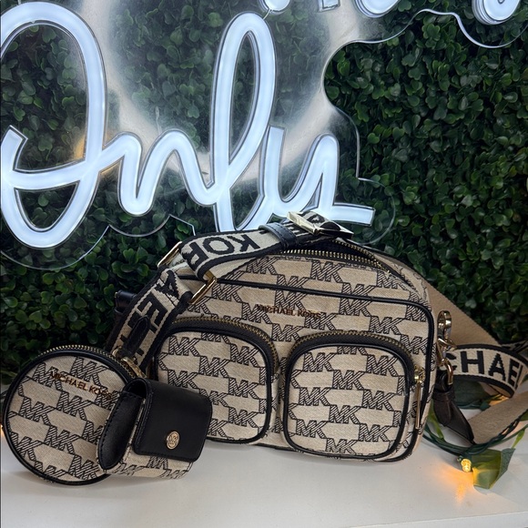 Michael Kors Black and Tan Crossbody Bag Set - Picture 1 of 4